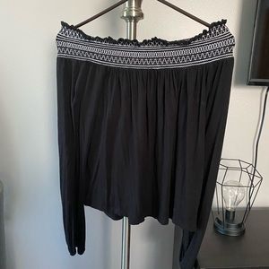 NWOT off the shoulder shirt